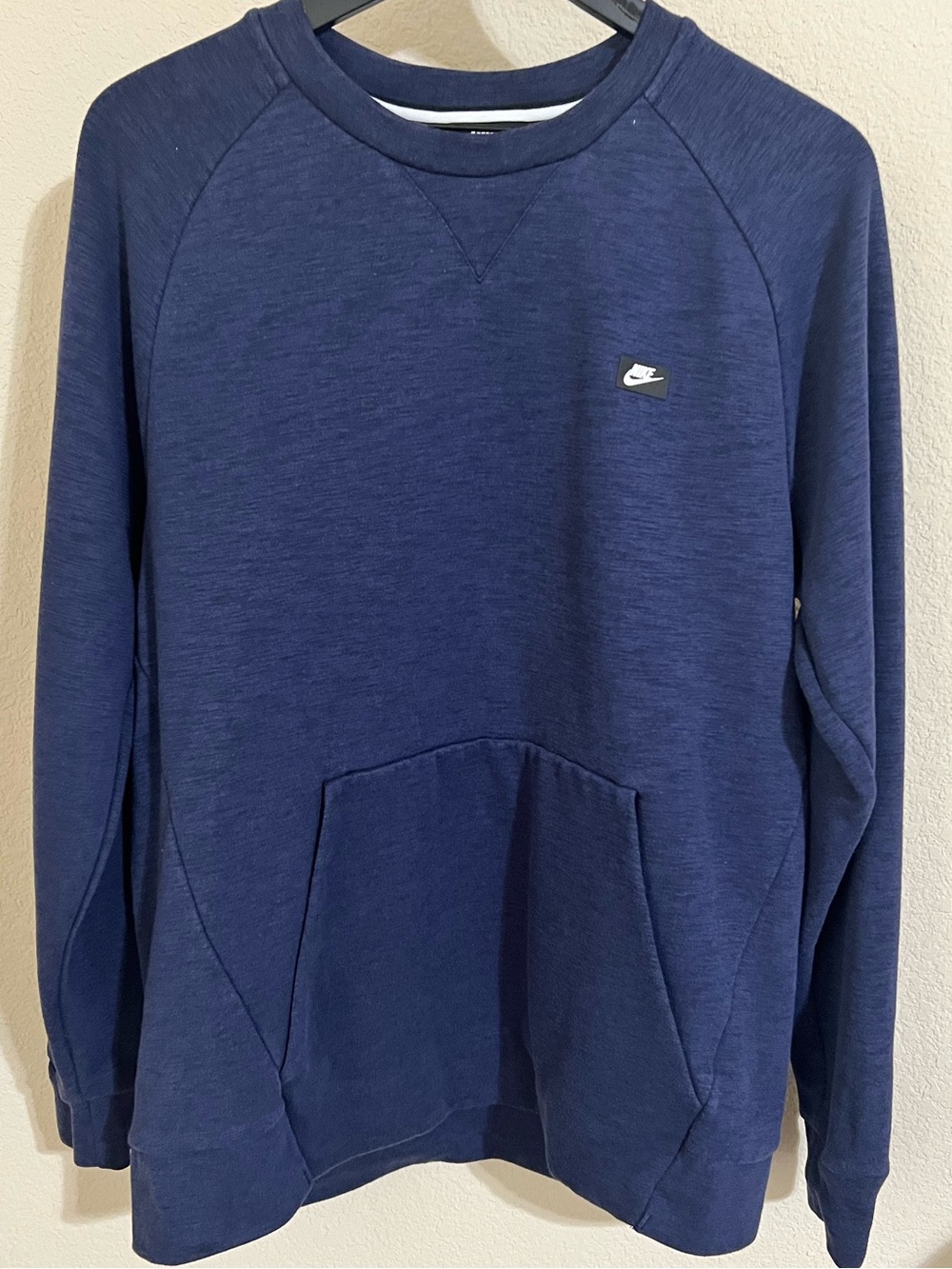 Nike Men’s Dark Blue Crewneck Sweatshirt